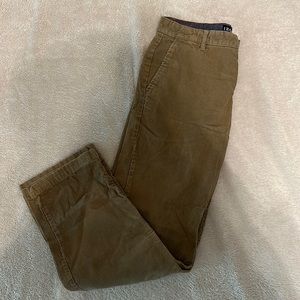 Izod corduroy khaki pants size 32x32
